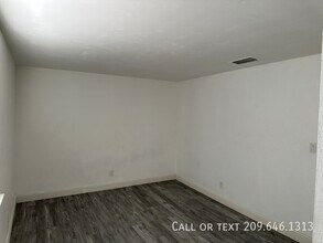4332 Pacific Ave-Unit -22 in Stockton, CA - Building Photo - Building Photo