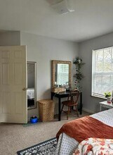 241 Kentucky Ave in Lexington, KY - Building Photo - Building Photo