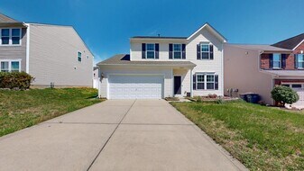 10848 Tailwater St in Davidson, NC - Building Photo