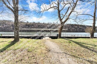 203 Recreation Ave in Rockaway Beach, MO - Building Photo - Building Photo