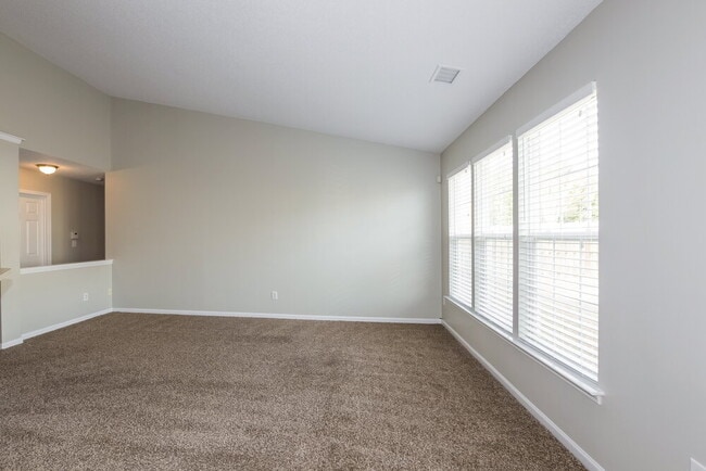8433 Appledale Dr in Charlotte, NC - Building Photo - Building Photo