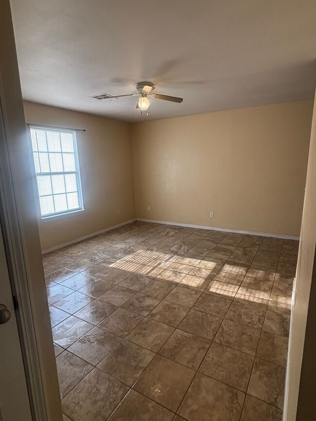 9356 S 430 Rd in Chouteau, OK - Building Photo - Building Photo