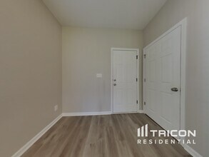 124 Burleyson Dr in Mcdonough, GA - Building Photo - Building Photo