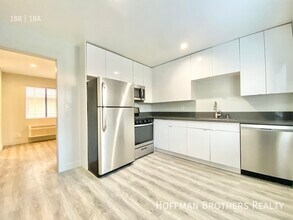 1535 N Kenmore Ave in Los Angeles, CA - Foto de edificio - Building Photo