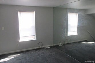 35464 Townley Dr in Sterling Heights, MI - Building Photo - Building Photo