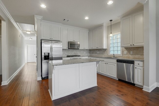 property at 3114 Hudson Park Dr