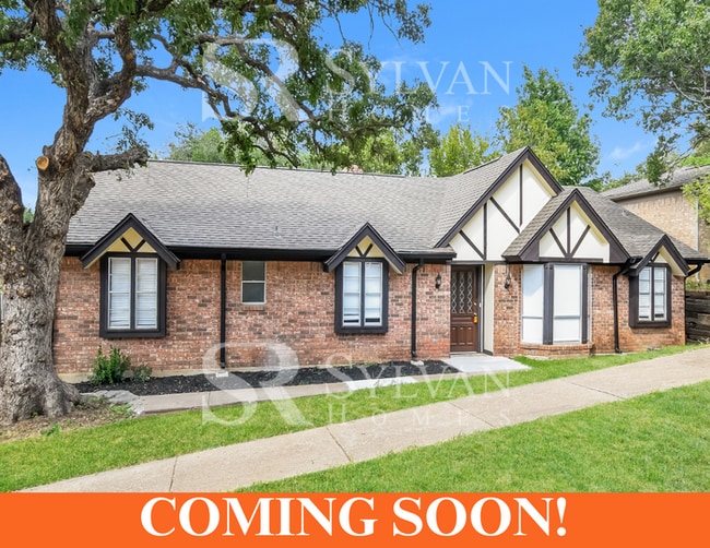 2207 Crooked Oak Ct