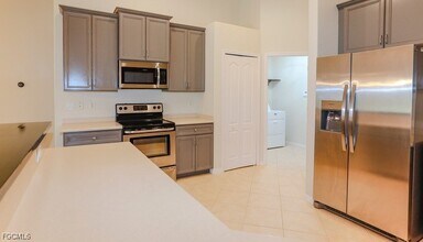 2721 NW 21st Terrace in Cape Coral, FL - Building Photo - Building Photo