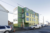 Parris Terraces in Portland, ME - Foto de edificio - Building Photo