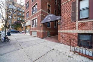 6601 Broadway in West New York, NJ - Building Photo