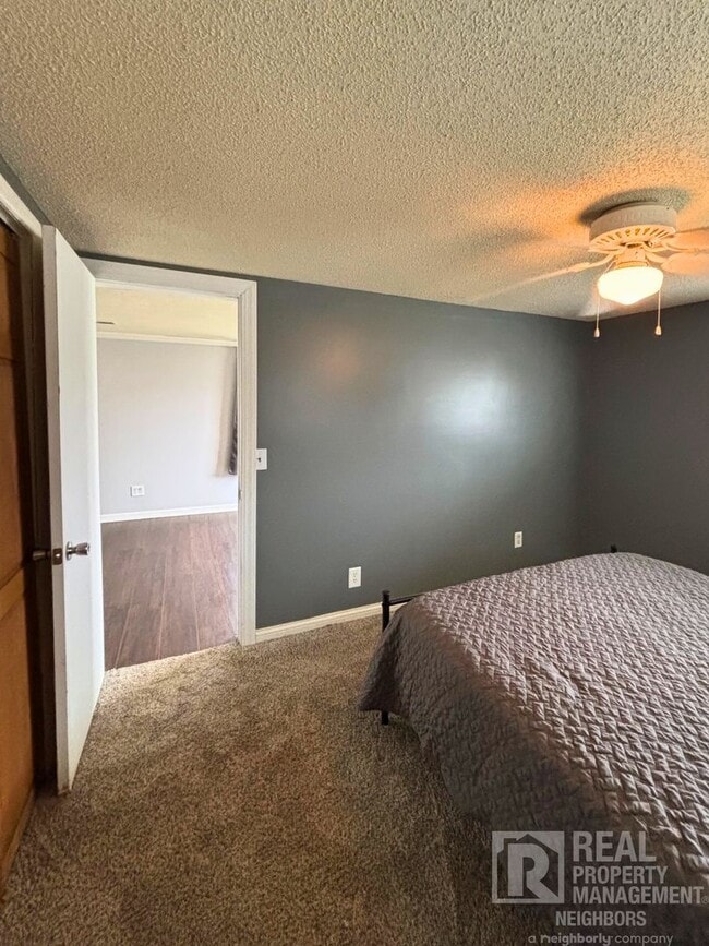 8930 Croniger St SE in Alto, MI - Building Photo - Building Photo