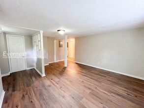 5727 N Morgan Ln, Unit 4 in Chattanooga, TN - Building Photo - Building Photo