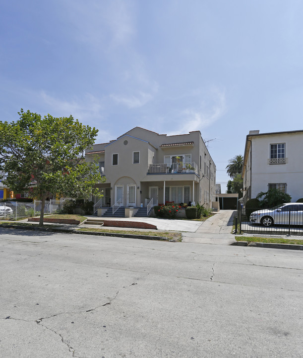 854 S Gramercy Pl in Los Angeles, CA - Foto de edificio