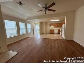 4407 Terra Summit Rd in San Antonio, TX - Building Photo - Building Photo
