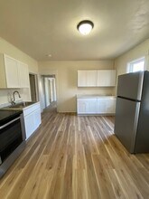 1031 Waugoo Ave in Oshkosh, WI - Building Photo - Building Photo