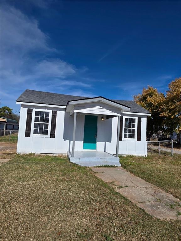 property at 703 W Phillips St