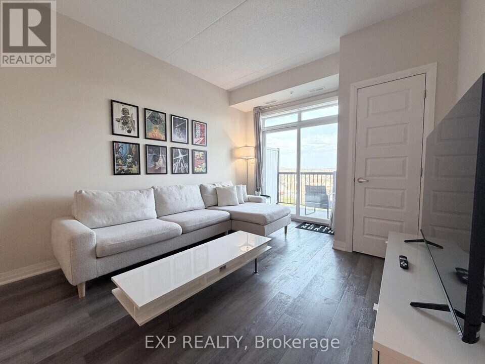 610 Farmstead Dr in Milton, ON - Building Photo