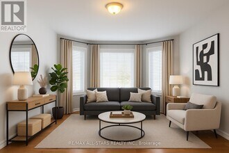 39 McGibbon Blvd in Kawartha Lakes, ON - Building Photo - Building Photo