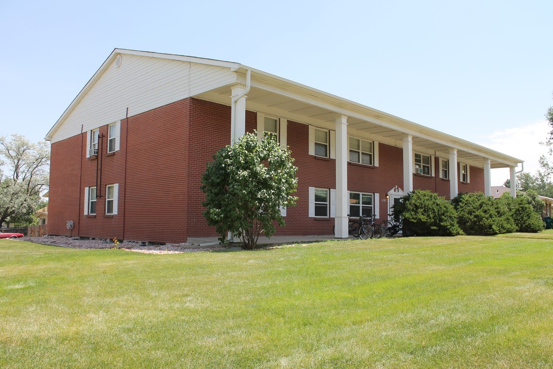 1100 Hays St in Fort Collins, CO - Building Photo