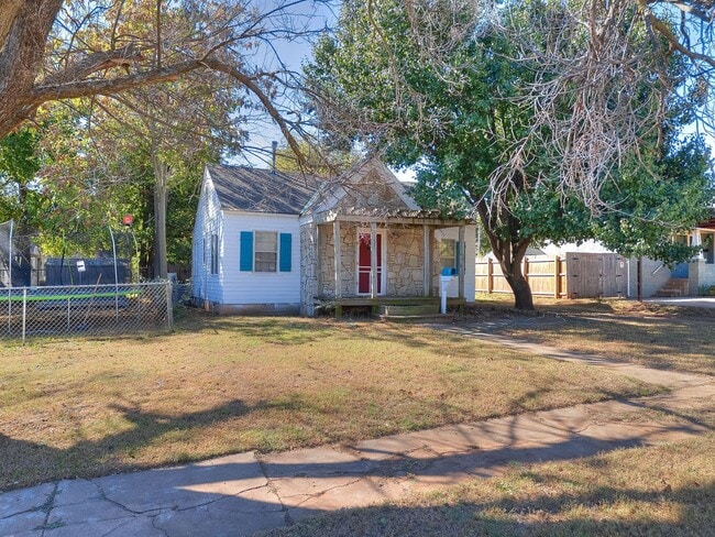 1708 NW 40th St in Oklahoma City, OK - Building Photo - Building Photo