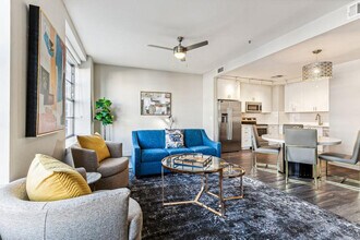 1111 Tulane Ave in New Orleans, LA - Building Photo - Building Photo