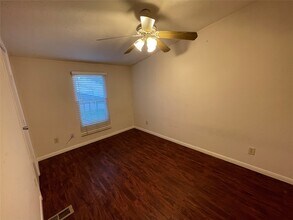 16658 Meadowcroft St in Montgomery, TX - Building Photo - Building Photo