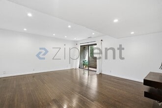 743 Euclid Ave in Long Beach, CA - Building Photo - Building Photo