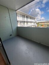 927 Wiliwili St in Honolulu, HI - Building Photo - Building Photo