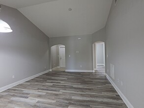 4172 Castilla Circle in Ft. Myers, FL - Building Photo - Building Photo