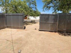 1805 N Madelyn Ave in Tucson, AZ - Building Photo - Building Photo