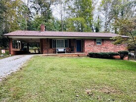 4654 US-70 in Nebo, NC - Building Photo