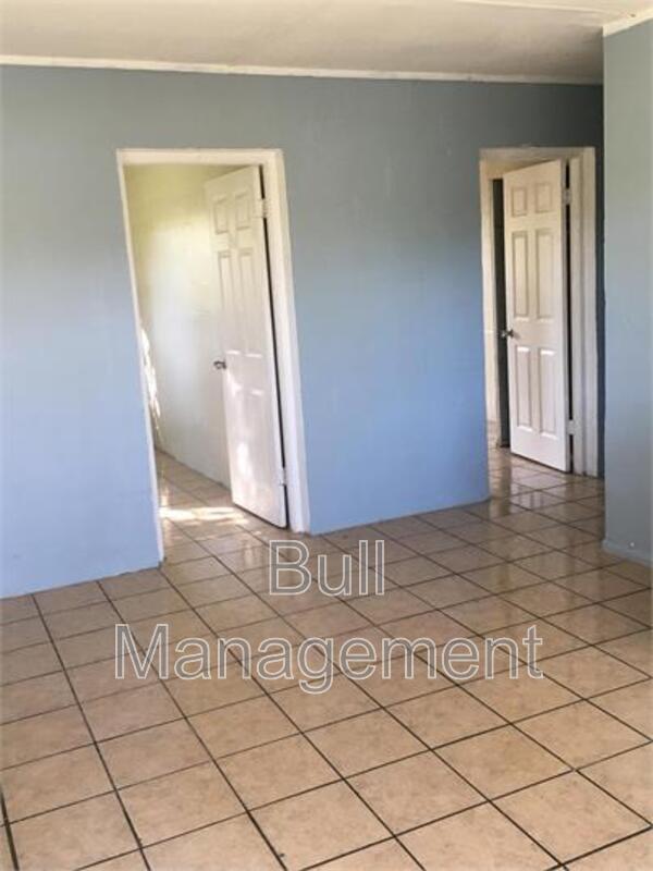 746 S Lee Ave in Orlando, FL - Building Photo - Building Photo
