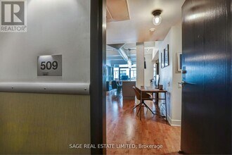 233 Carlaw Ave in Toronto, ON - Building Photo - Building Photo