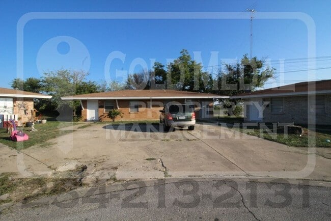 property at 801 Pecan Cir
