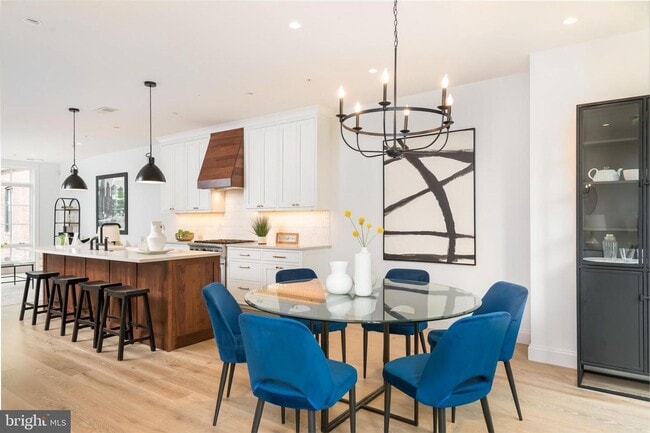 property at 467 M St NW