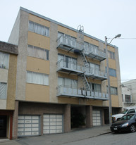 431 44th Ave Apartments