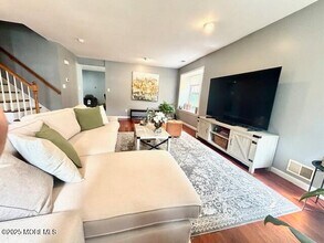 1053 Tarragon Ct in Morganville, NJ - Building Photo - Building Photo