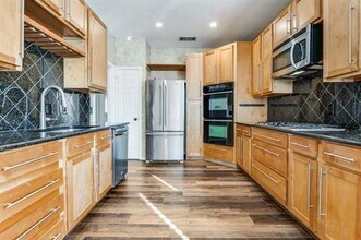 1108 Heather Cir in Cedar Hill, TX - Building Photo - Building Photo
