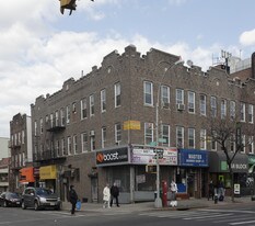 4401 Queens Blvd in Sunnyside, NY - Building Photo
