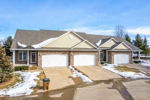 Country Club Pointe Townhomes