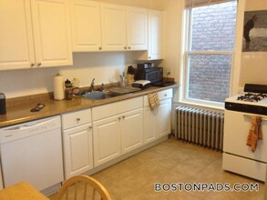 162 Kelton St in Boston, MA - Building Photo - Building Photo