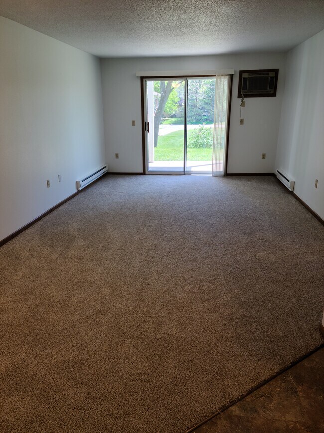 5416 Mormon Coulee Rd, Unit 306 in La crosse, WI - Building Photo - Building Photo
