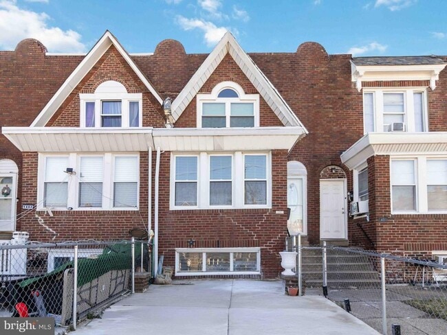 1402 Kerper St in Philadelphia, PA - Building Photo - Building Photo