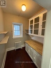 29 Buell St in Brockville, ON - Building Photo - Building Photo