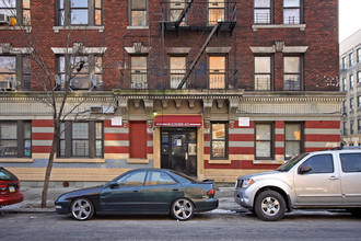 145 Audubon Ave in New York, NY - Building Photo - Building Photo