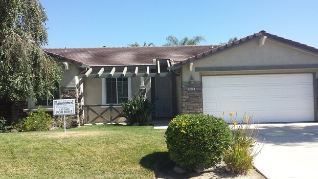 4402 W Elowin Ave