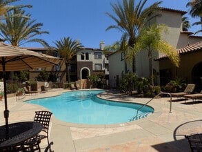 8256 Station Village Ln in San Diego, CA - Building Photo - Building Photo