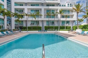350 NE 24th St in Miami, FL - Building Photo