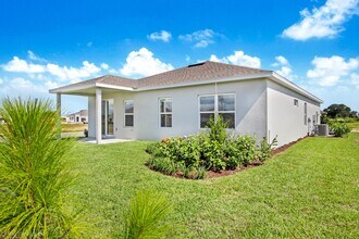 81 White Pelican Ln in Sebastian, FL - Building Photo - Building Photo