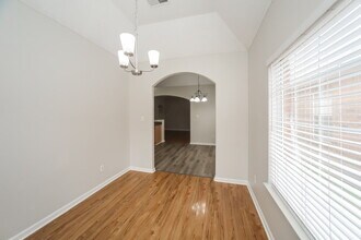 1014 Cassabella Cove in Memphis, TN - Foto de edificio - Building Photo